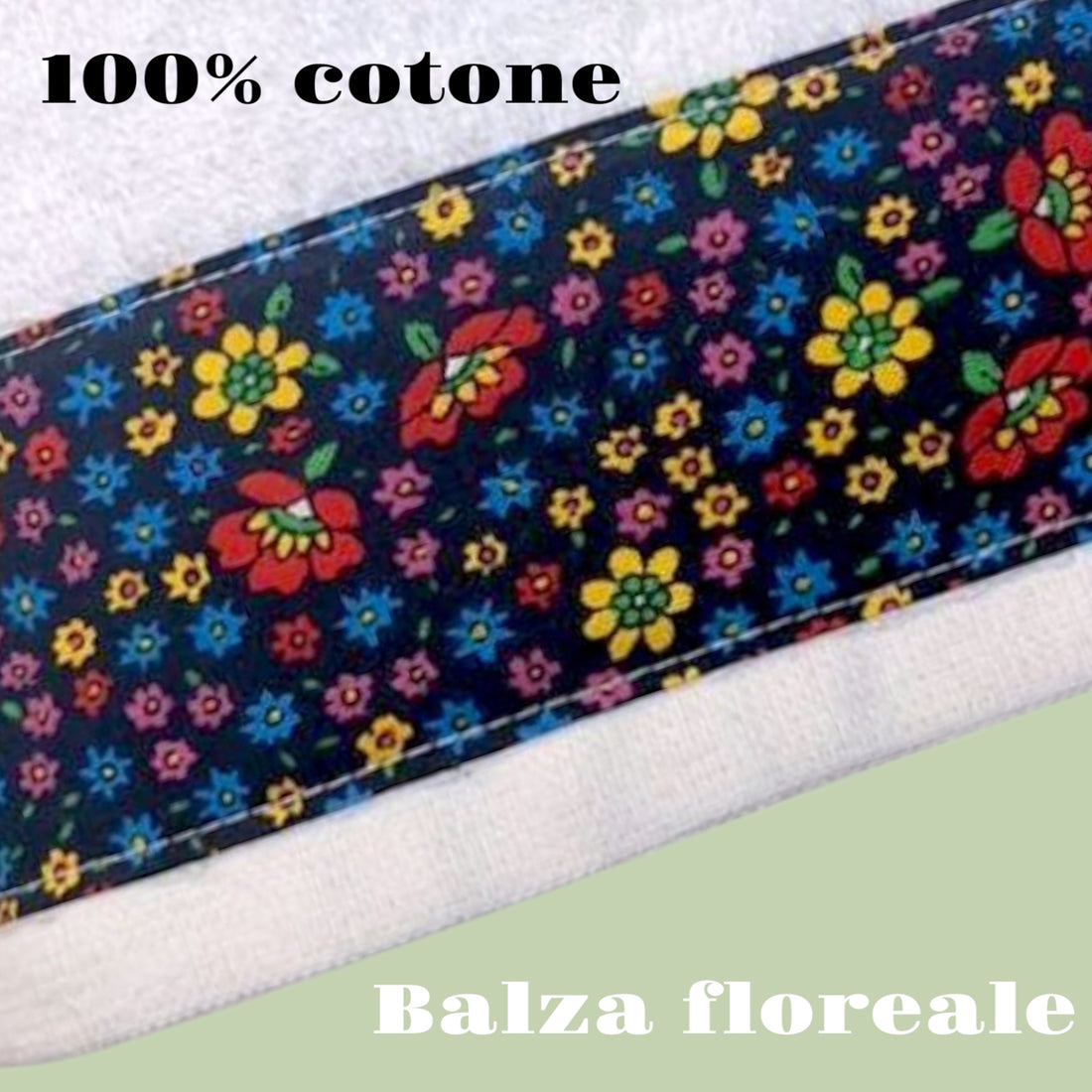 Asciugamani con balza floreale e nome ricamato. Set viso e ospite idea regalo